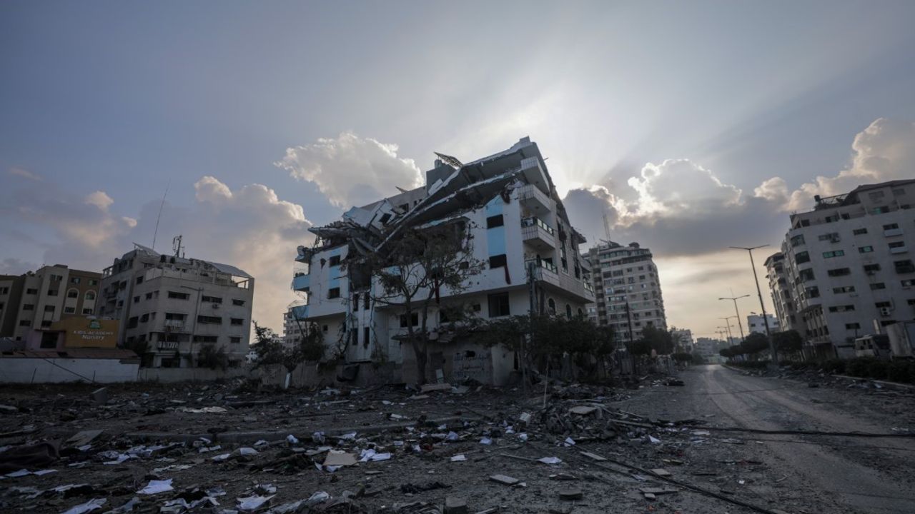 Gazze’de ölü sayısı 4 bine yükseldi