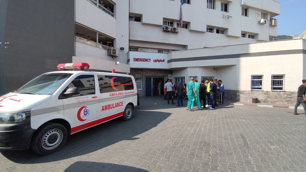 Şifa Hastanesi’nin yoğun bakım ünitesi ikinci kez bombalandı