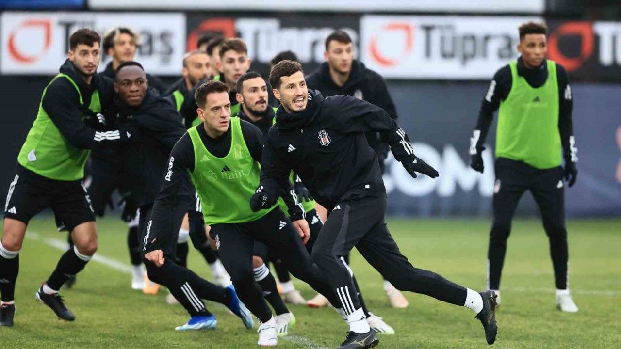 Beşiktaş, Karagümrük maçına hazırlanıyor