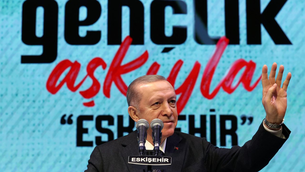Erdoğan: Roketimize nasıl kulp takacaklar göreceğiz
