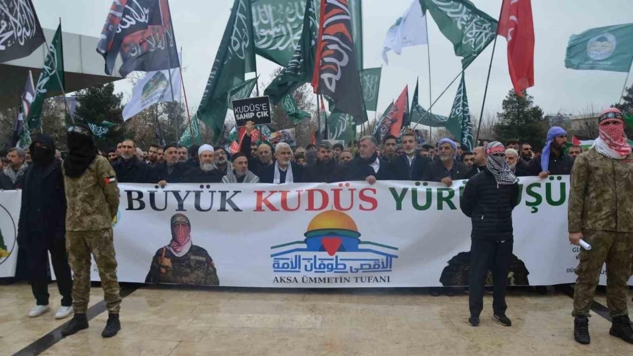 Diyarbakır’da 'Büyük Kudüs Yürüyüşü' düzenlendi