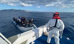Yunan unsurlarınca ölüme terk edilen kaçak göçmenler kurtarıldı