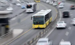 Metrobüs arıza yaptı, vatandaş isyan etti