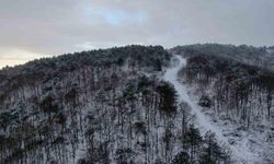 Aydos Tepesi'ne sezonun ilk karı düştü