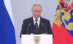 Putin: Tüm taraflarla görüşmeye hazırız