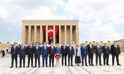 TFF üyeleri Anıtkabir’i ziyaret etti