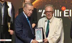 Erdoğan BARÜ’ye 'Yerel Kalkınmaya Katkı' ödülü verdi