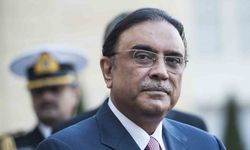 Asıf Ali Zardari’nin bacağı kırıldı