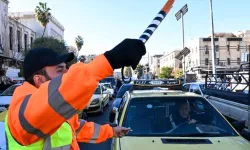 Şam'da trafiği gönüllüler düzenliyor