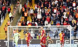 Galatasaray 5. kez berabere kaldı