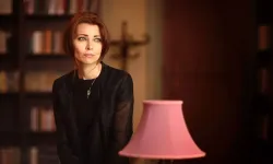 Elif Şafak ve 380 yazar, Gazze’de yaşananlara tepki gösterdi