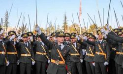 TSK’dan ihraç edilen 4 teğmen, Ankara Büyükşehir Belediyesi’nde işe başladı