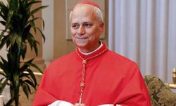 Tarihte bir ilk: ABD’li Robert Francis Prevost Papa seçildi
