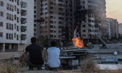 İsrail, İran’da birçok noktayı vurdu: Karşılıklı sert açıklamalar geldi