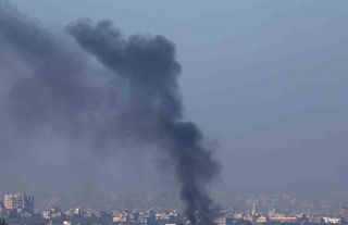 İsrail, Gazze’de 400’den fazla noktayı vurdu
