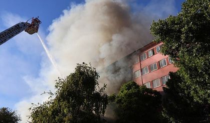 Hastane yangını sürüyor, tüm bina alevlere teslim oldu