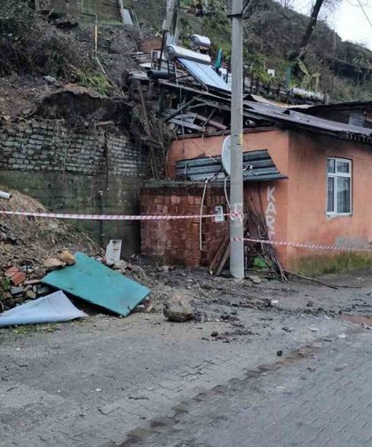 Zonguldak’ta 3 ev tahliye edildi