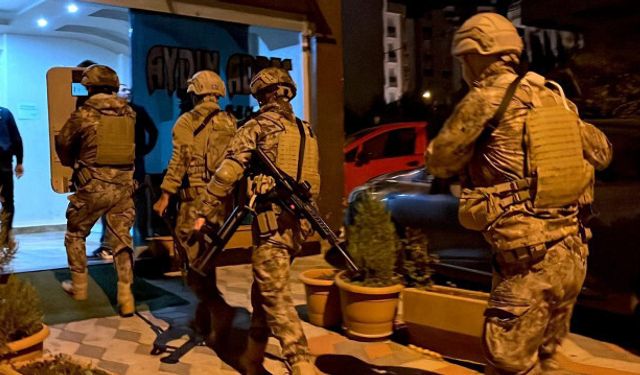 17 ilde FETÖ operasyonu: 90 şüpheli gözaltına alındı