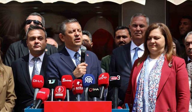 CHP Genel Başkanı Özel’den belediye başkanları ve partililere uyarı