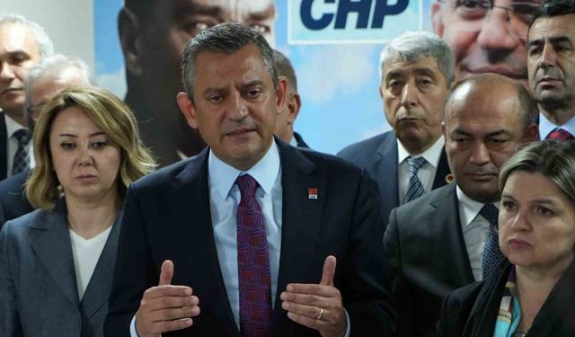 CHP lideri Özel'den "kamuda tasarruf tedbirleri" değerlendirmesi