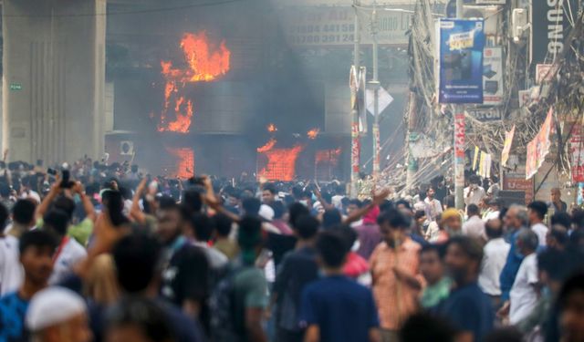Bangladeş’te can kaybı 174’e yükseldi
