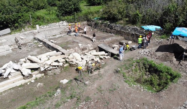 Amasra'da bin 600 yıllık deprem kalıntıları ortaya çıktı