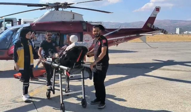 Ambulans helikopter 80 yaşındaki hasta için havalandı