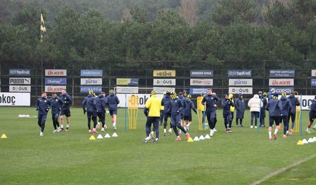 Fenerbahçe, Anderlecht maçı hazırlıklarını tamamladı