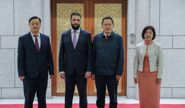Ahmed El Şara, Çinli iş heyetini Halk Sarayı’nda ağırladı