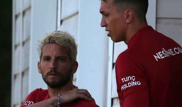 Muslera ve Mertens Galatasaray’dan ayrılıyor
