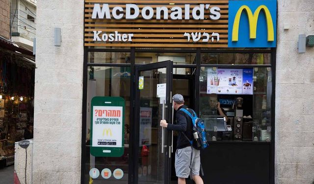 McDonald’s, Gazze tepkileri sonrası son 4 yılın en büyük satış düşüşünü yaşadı