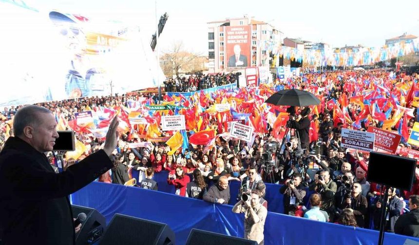Erdoğan: Muhalefet kendi içlerinde horoz dövüşünden beter bir kavga halinde