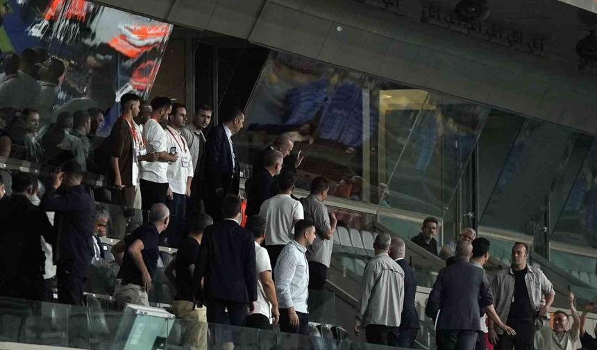 Erdoğan, Başakşehir maçını izledi