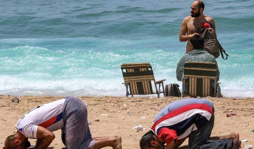 Suriye’de plajlarda giyim kuralları yenilendi
